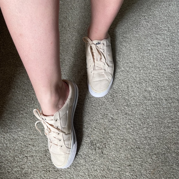 Nike Women's Open Back Sneakers - 8 - Picture 7 of 10